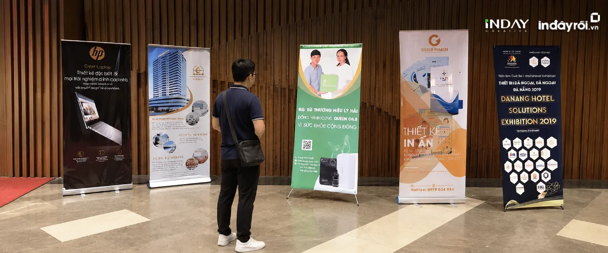 Các loại in standee phổ biến hiện nay